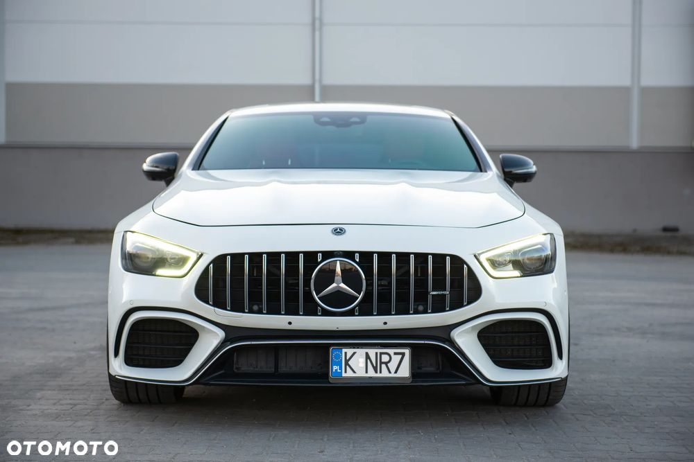 Mercedes-Benz AMG GT 63 S 4Matic+ Speedshift MCT 9G - 3