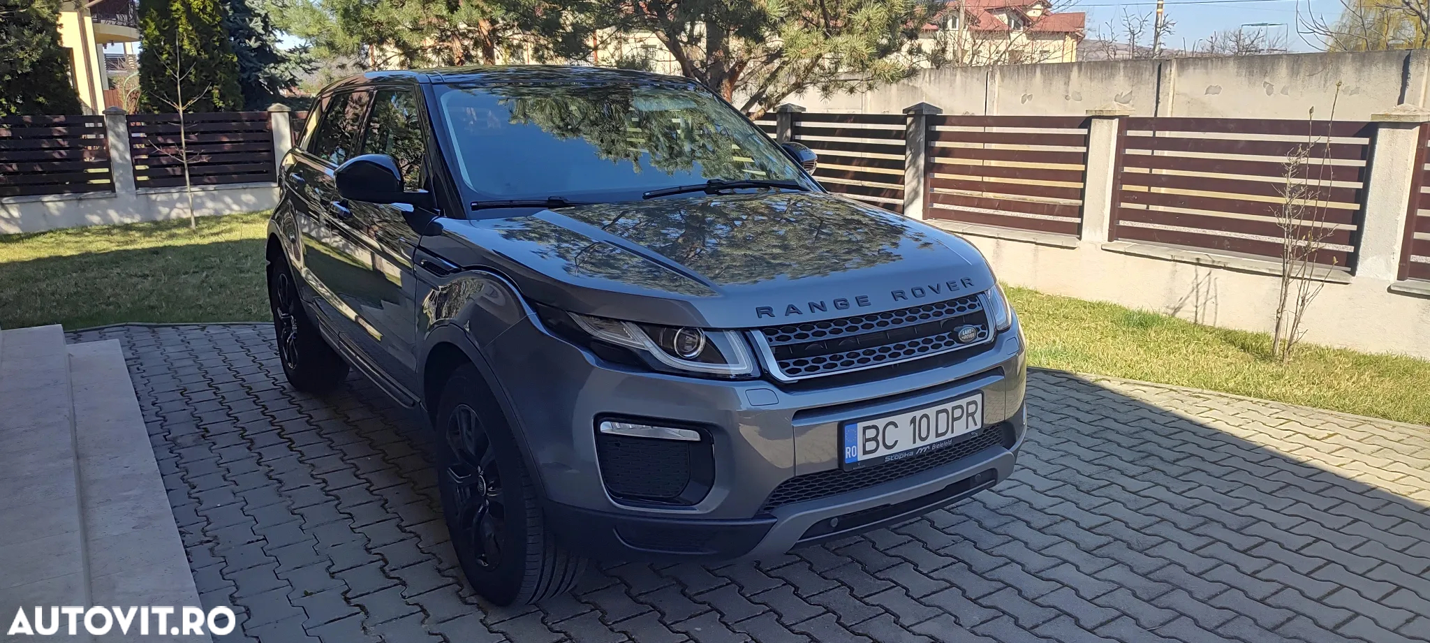 Land Rover Range Rover Evoque 2.0 D150 SE - 2