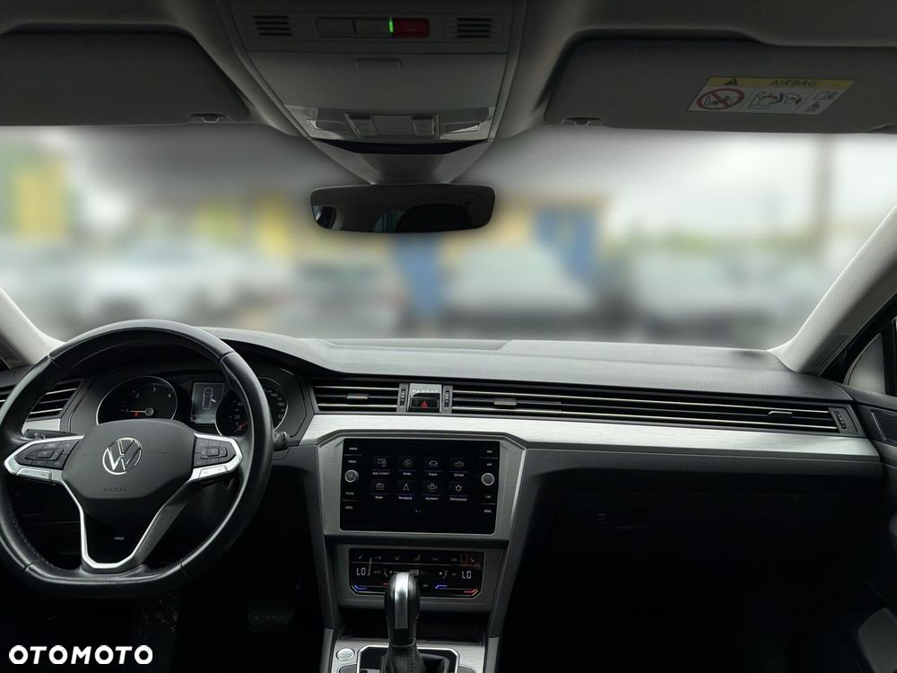 Volkswagen Passat - 26