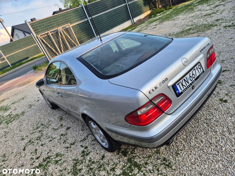 Mercedes-Benz CLK - 17