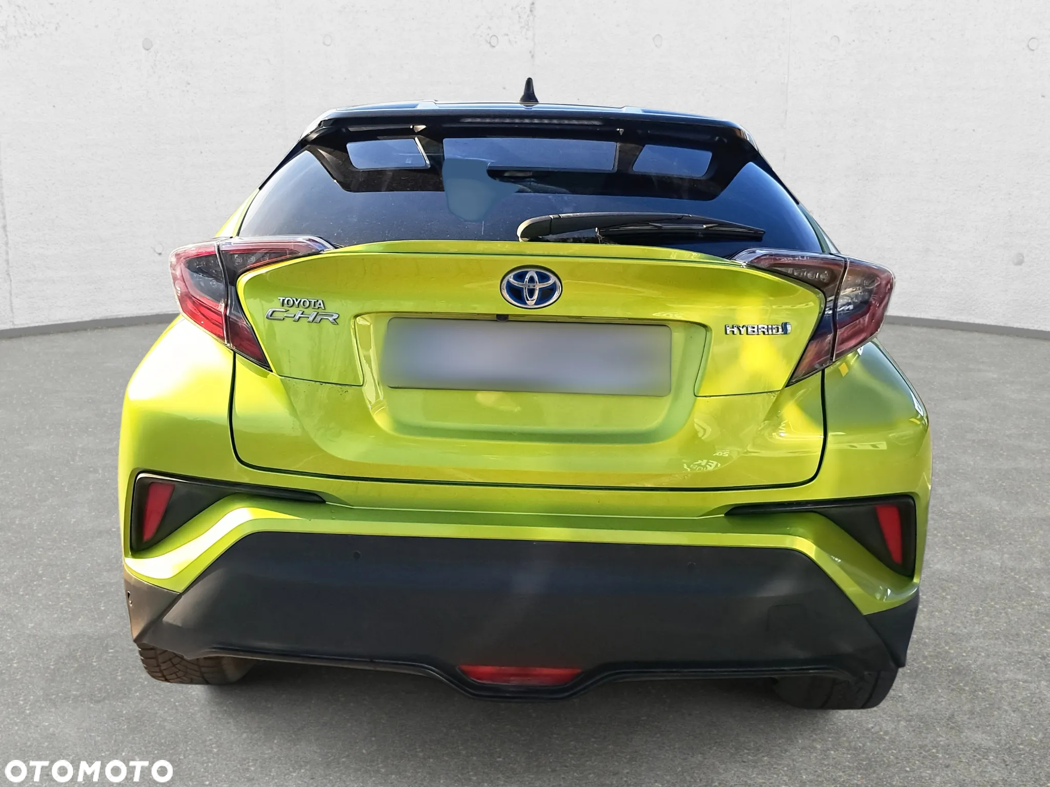 Toyota C-HR 1.8 Hybrid Neon Lime powered by JBL - 6