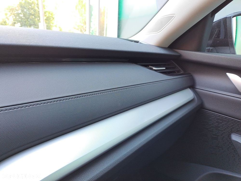 Skoda Octavia 2.0 TDI Drive Selection DSG - 15