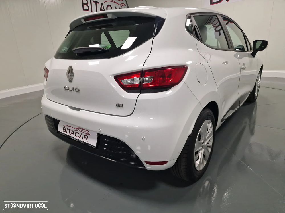 Renault Clio 1.5 dCi Zen - 23