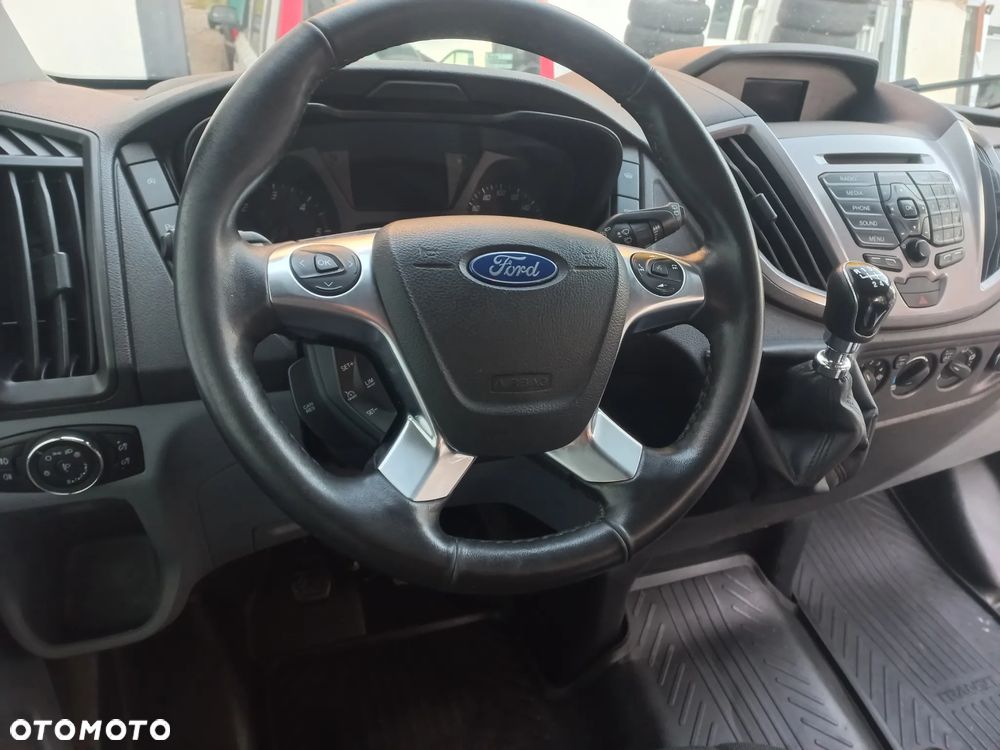 Ford Transit - 16