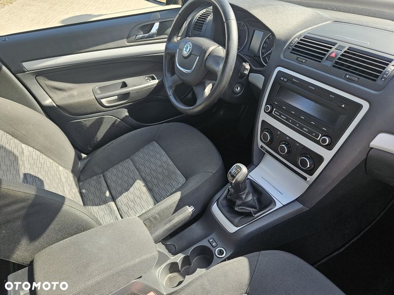 Skoda Octavia 1.4 TSI Ambiente - 6