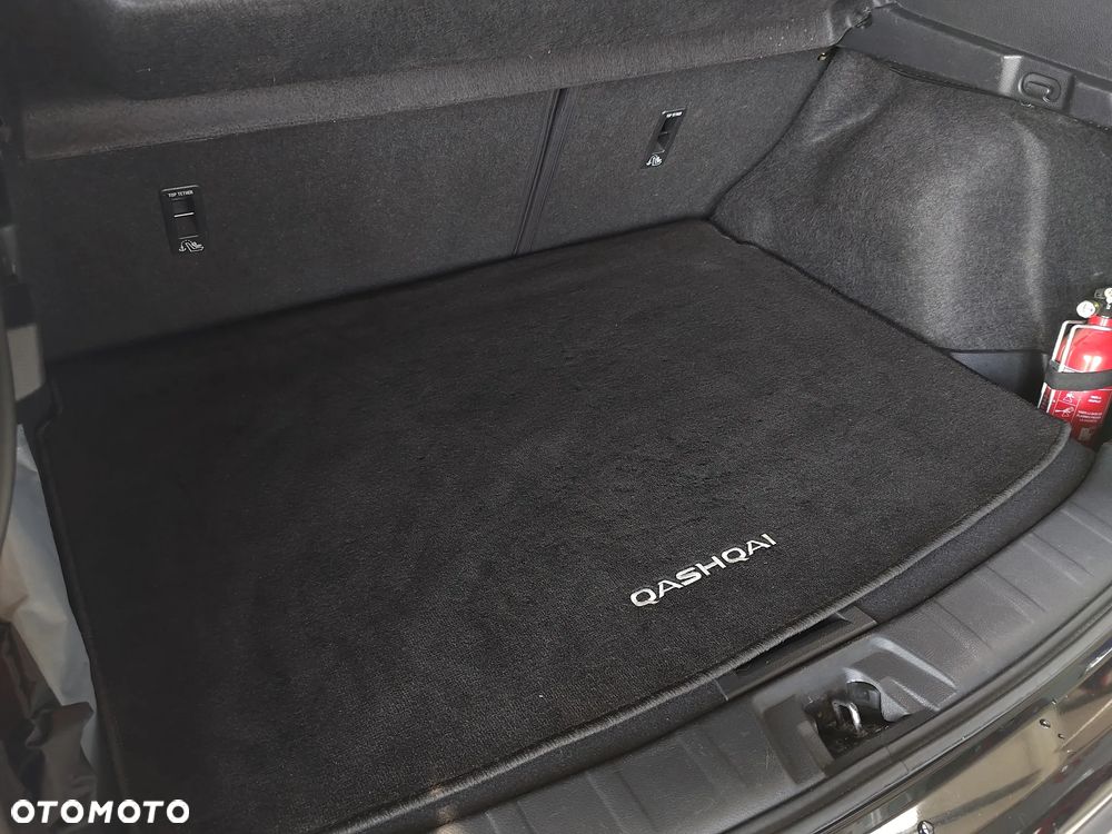 Nissan Qashqai 1.3 DIG-T Tekna EU6d - 15