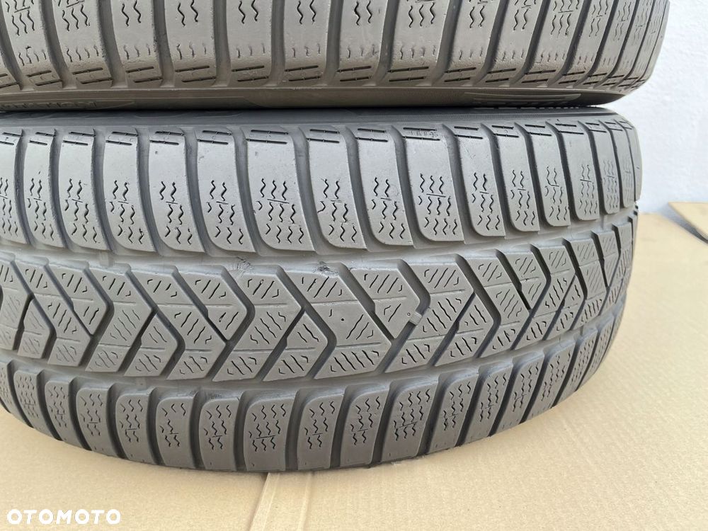OPONY 235/45/19 99V PIRELLI WINTER SOTTOZERO 3 MO - 3