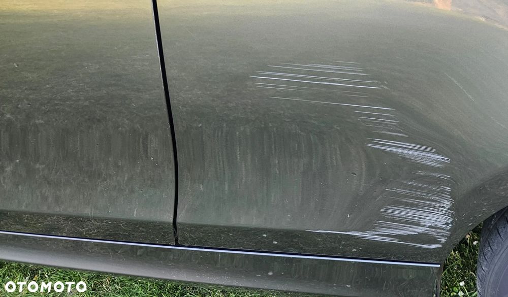 BMW Seria 1 116i - 23