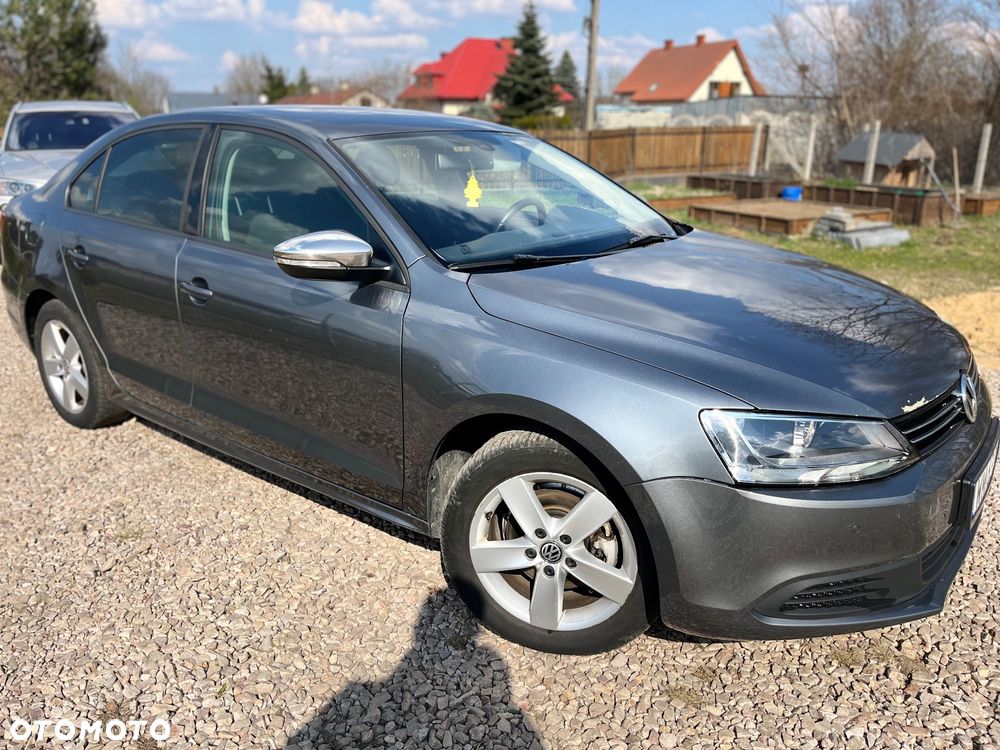 Volkswagen Jetta 1.6 TDI Highline Optimum DSG - 18