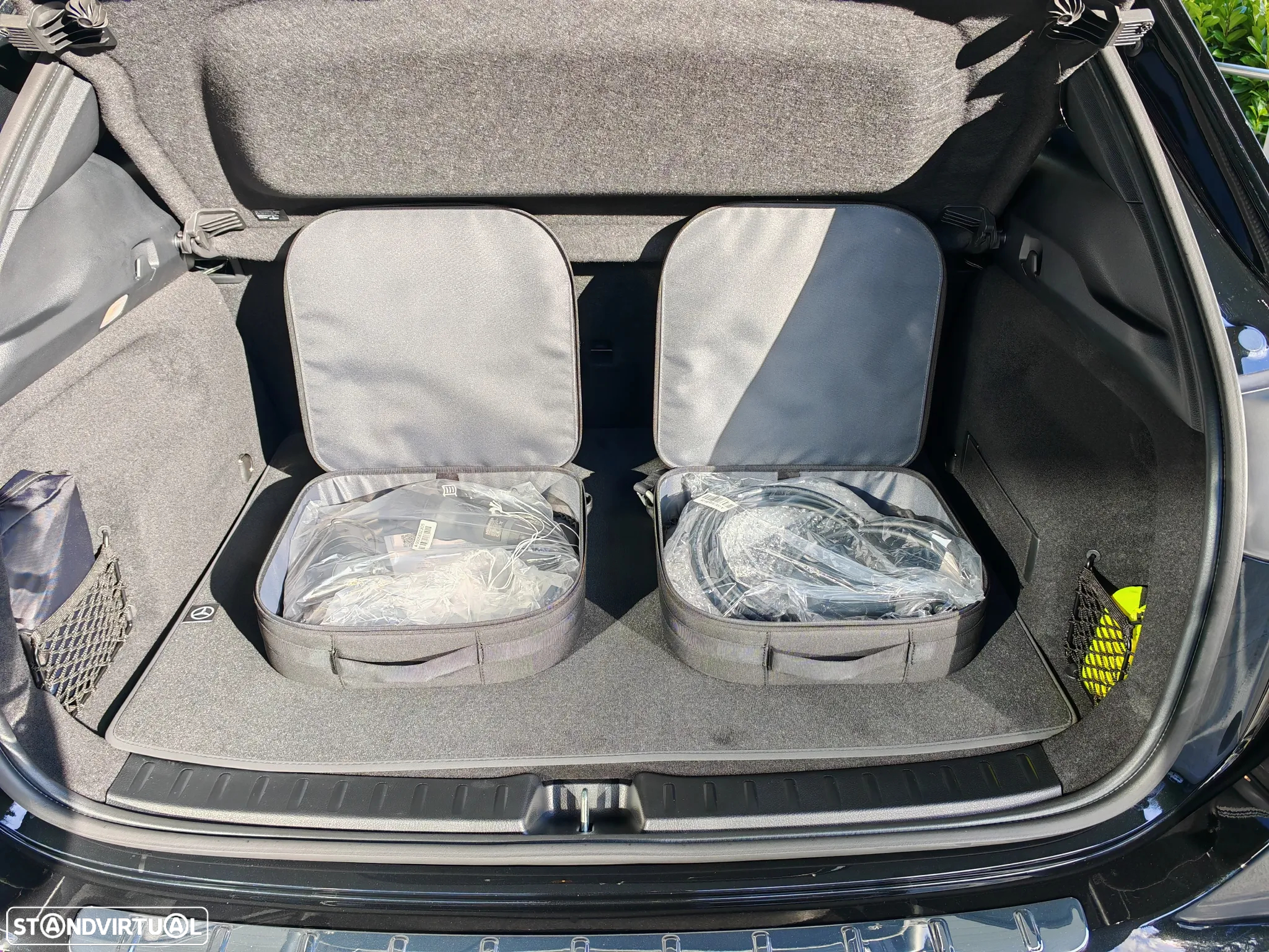 Mercedes-Benz EQA 250+ AMG Line - 16