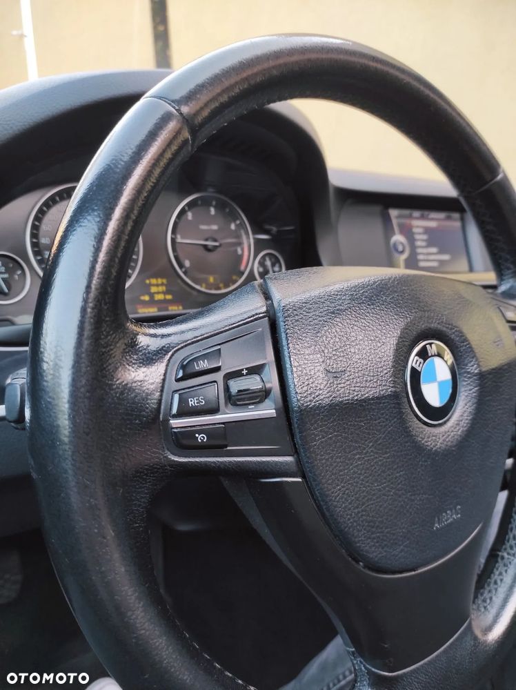 BMW Seria 5 520d - 20