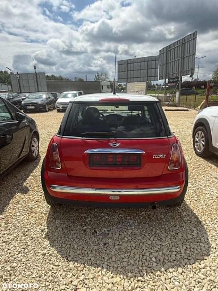 MINI Cooper Standard - 3