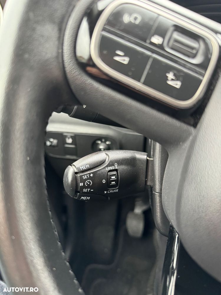 Citroën C3 Pure Tech 110 S&S SHINE - 12