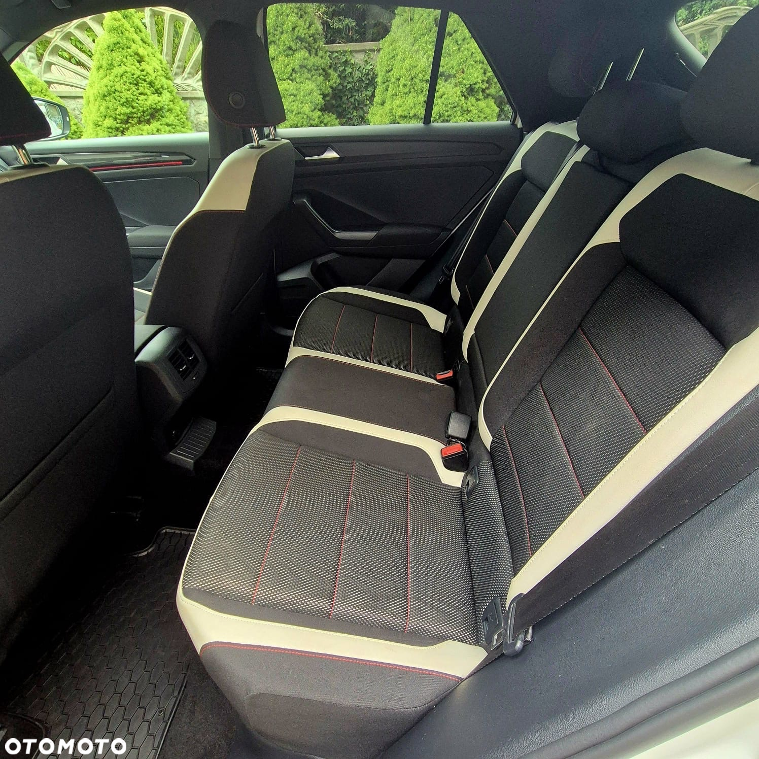 Volkswagen T-Roc 2.0 TSI 4Motion Advance DSG - 8