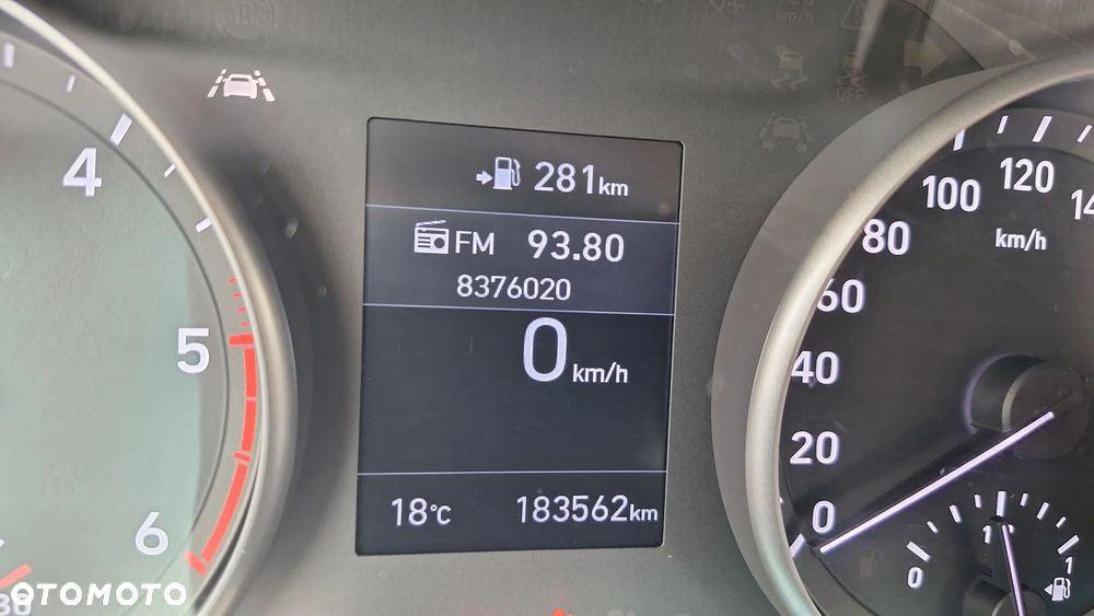 Hyundai i30 1.6 D Classic + - 14