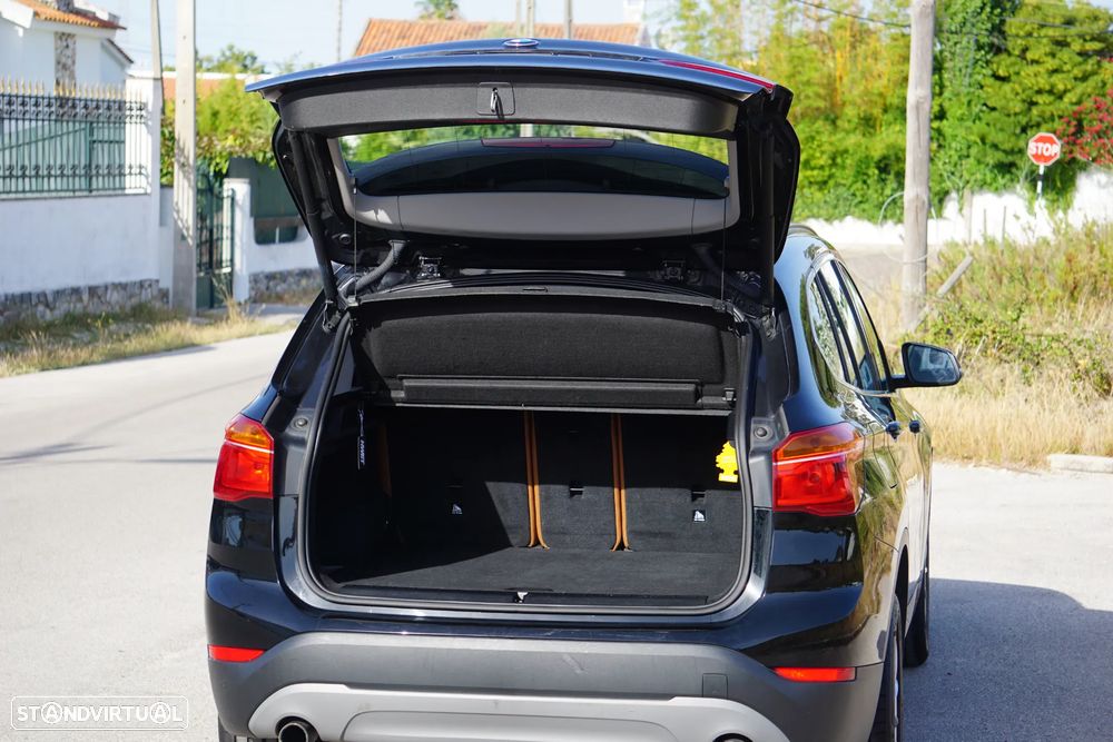 BMW X1 20 i sDrive - 15