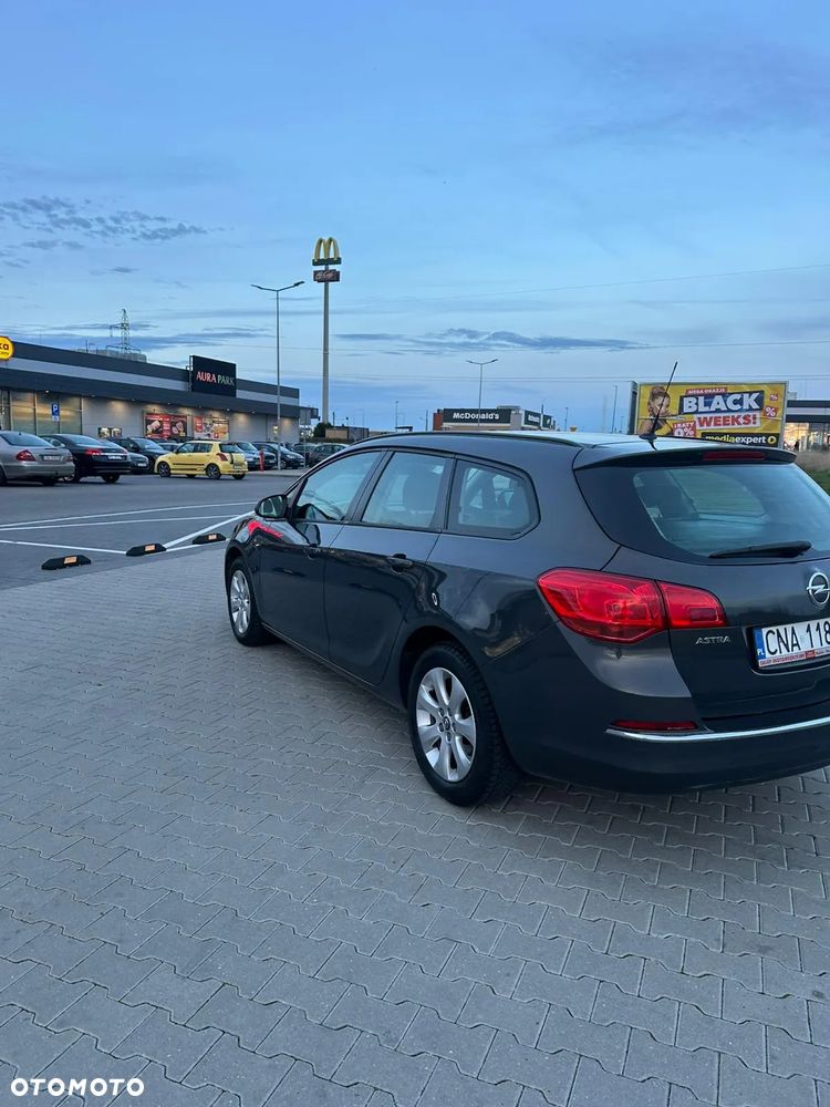 Opel Astra IV 1.6 Sport - 33