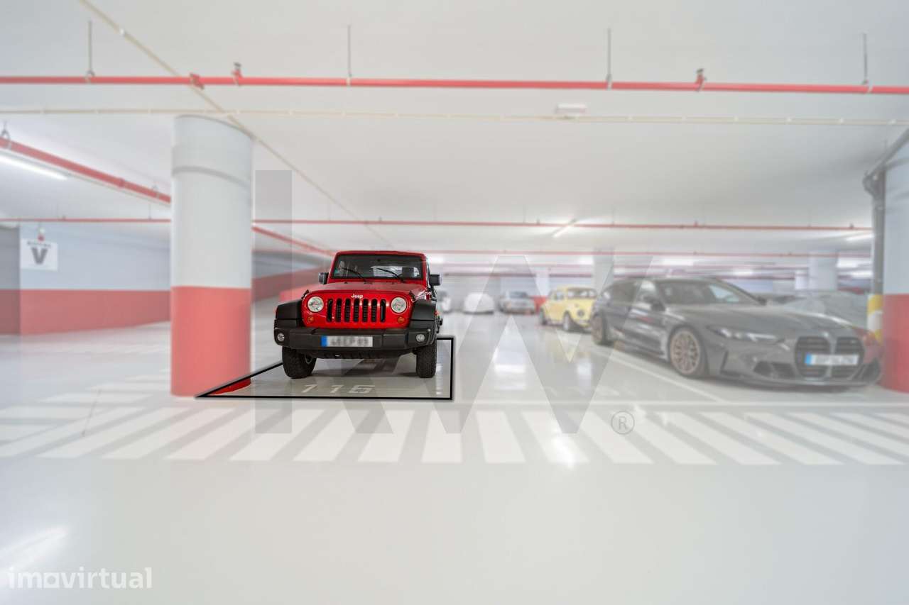 Lugar de estacionamento na Estrada Monumental - Grande imagem: 4/26