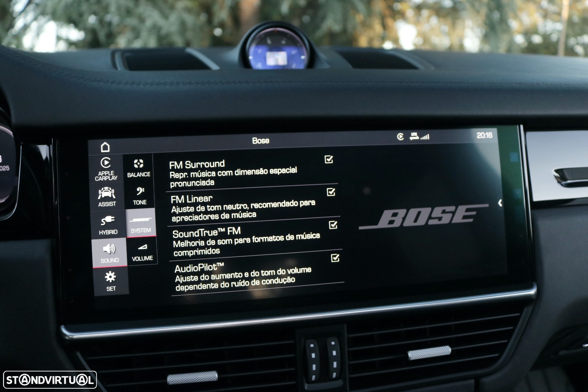 Porsche Cayenne E-Hybrid Platinum Edition - 25