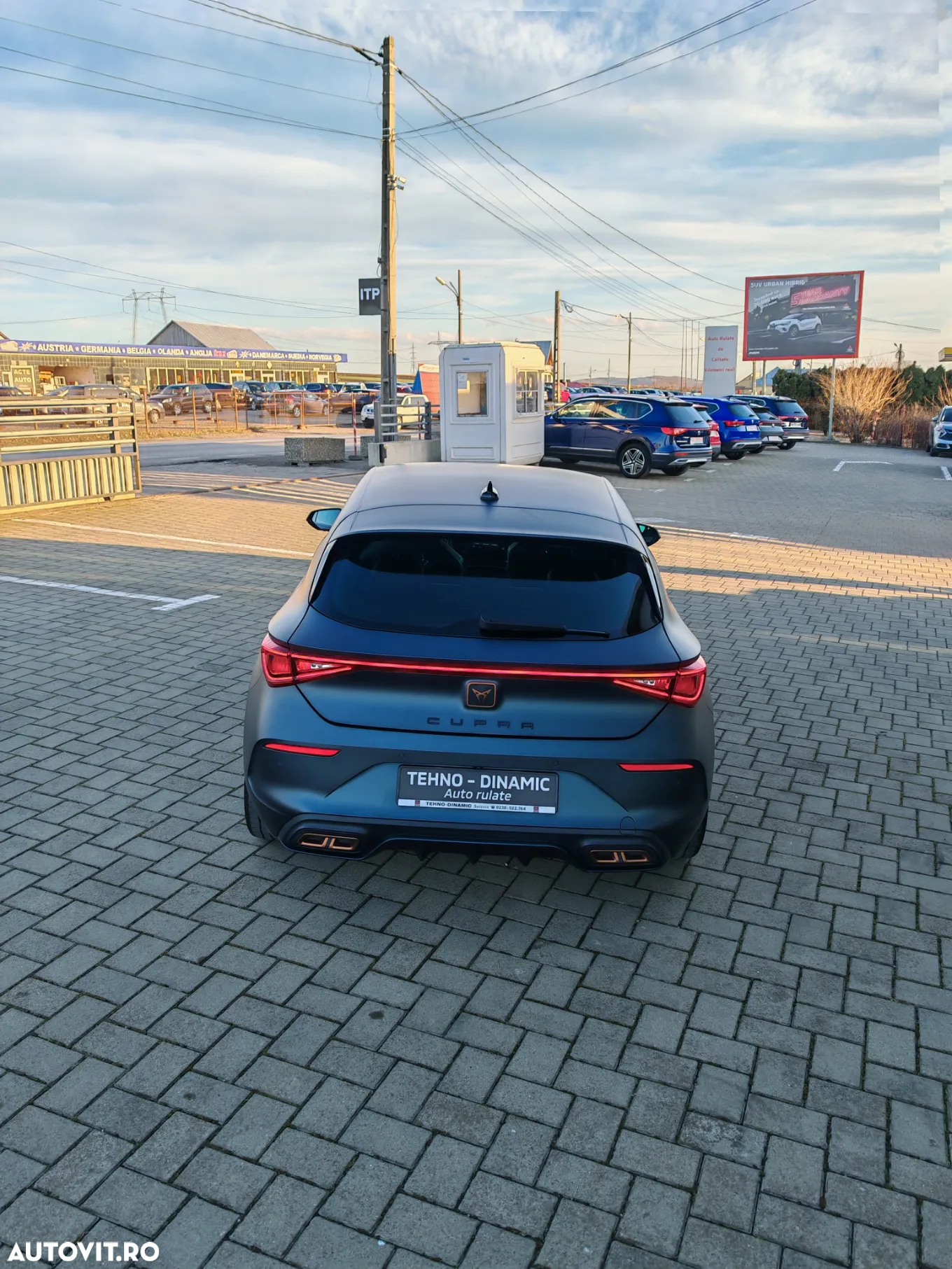 Cupra Leon 1.4 e-Hybrid (180 kW System) VZ - 9