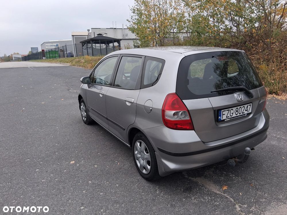 Honda Jazz 2005 photo 3