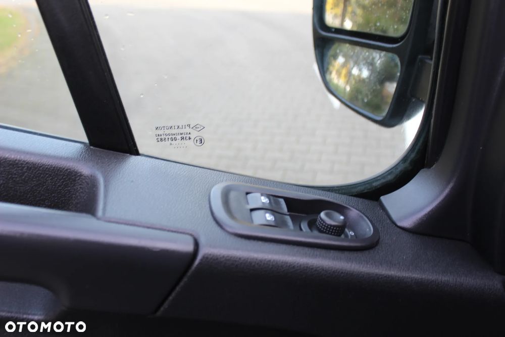Renault Master - 24