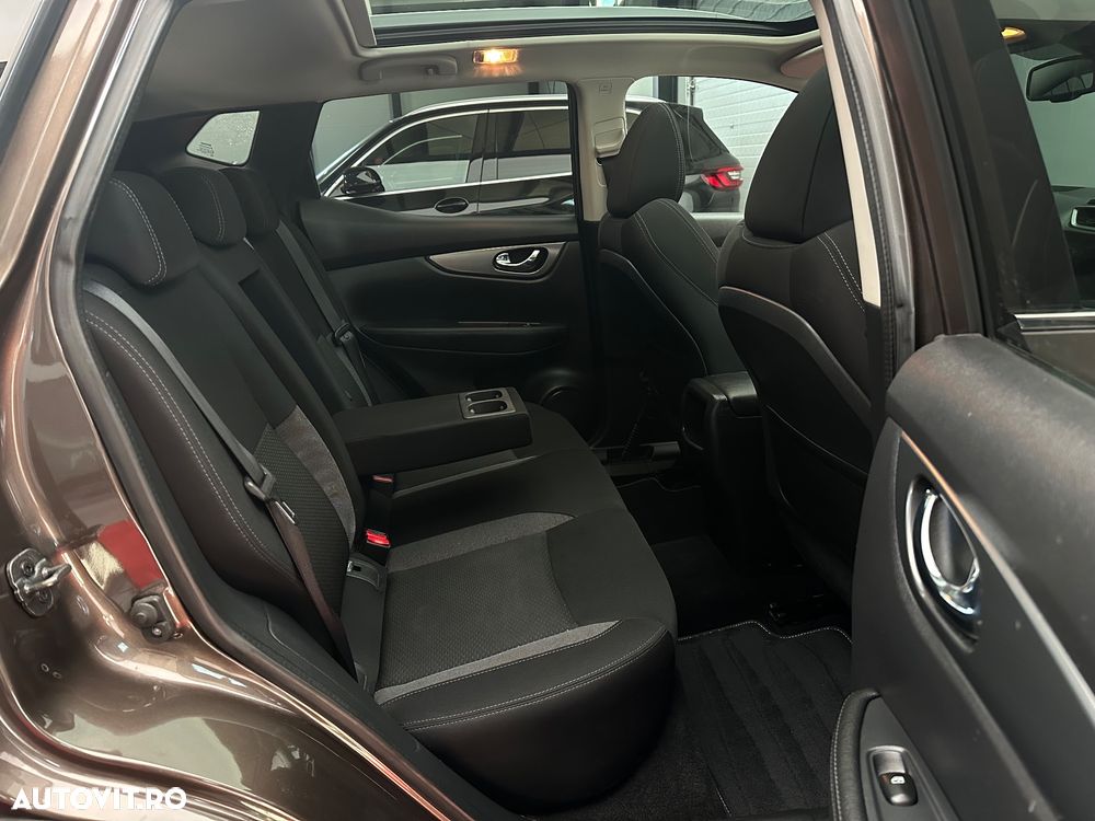 Nissan Qashqai 1.5 DCI N-CONNECTA - 23