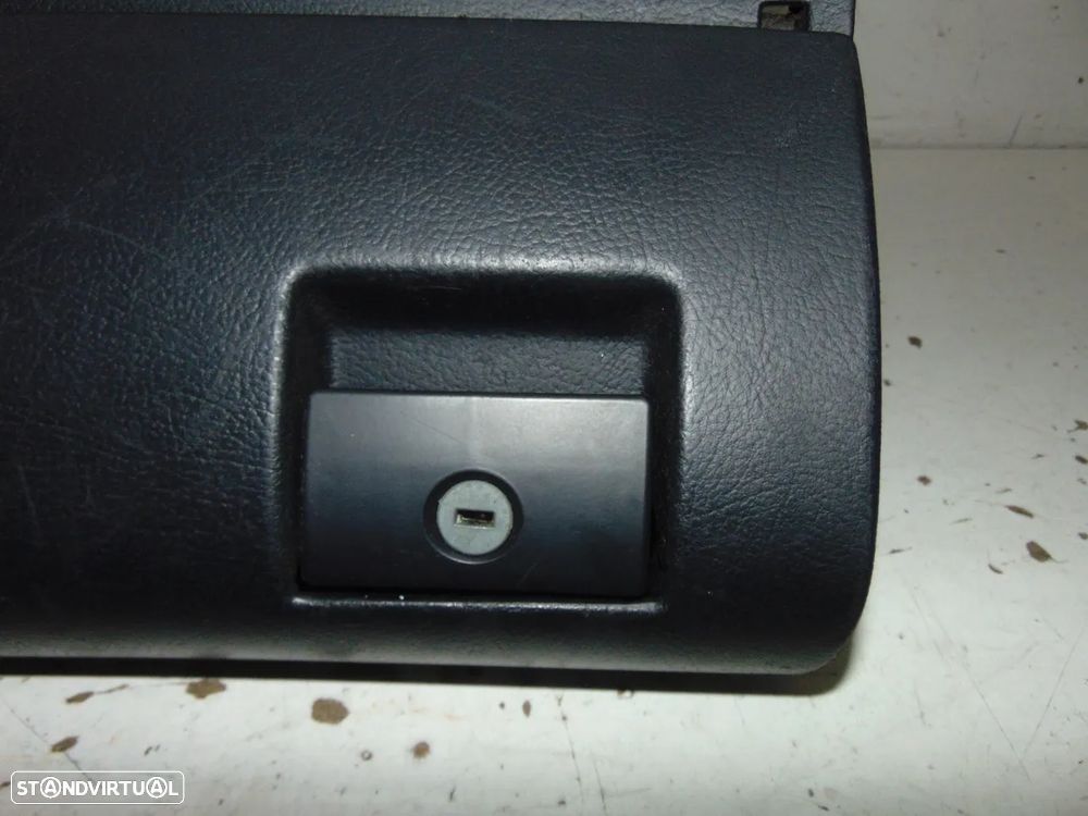 Audi A4 porta luvas - 2