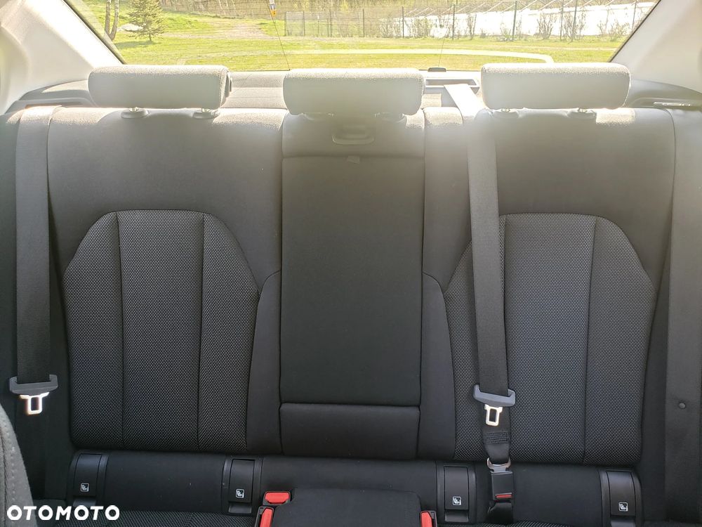 BMW Seria 3 318d - 8