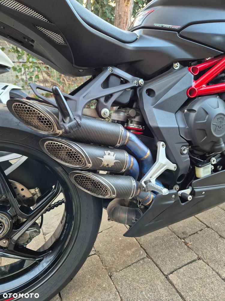 MV AGUSTA F3 - 19