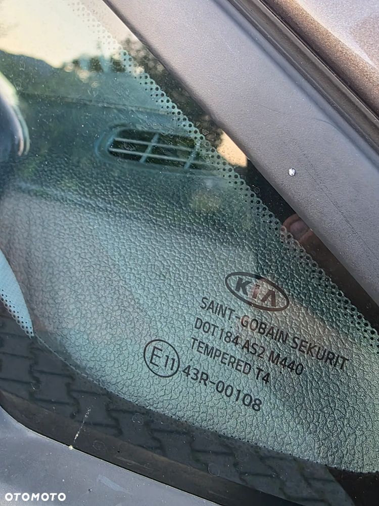 Kia Ceed 1.4 L - 34