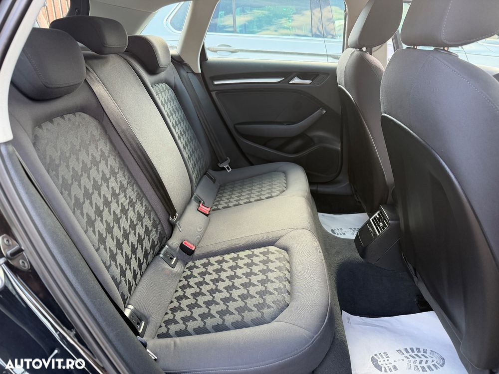 Audi A3 1.6 TDI Attraction - 6