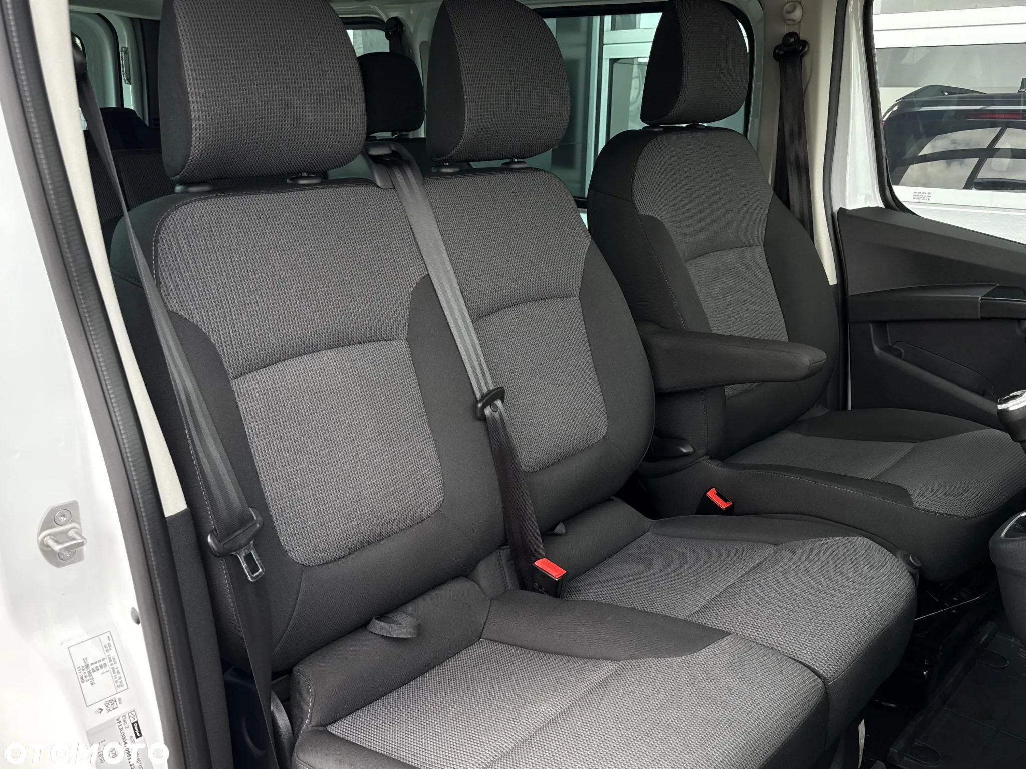 Renault Trafic Kombi 2.0 Blue dCi L2 Equilibre - 11