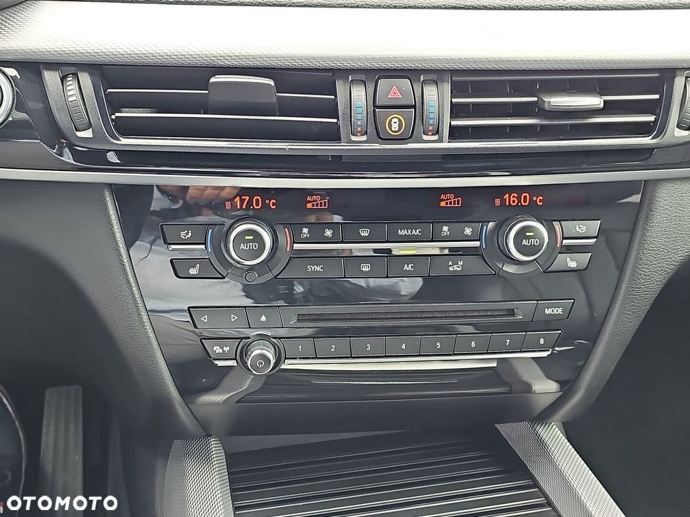 BMW X5 M M50d Sport-Aut - 26
