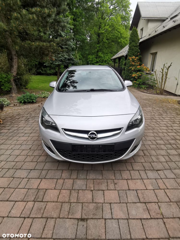 Opel Astra 1.4 Turbo Exklusiv - 3