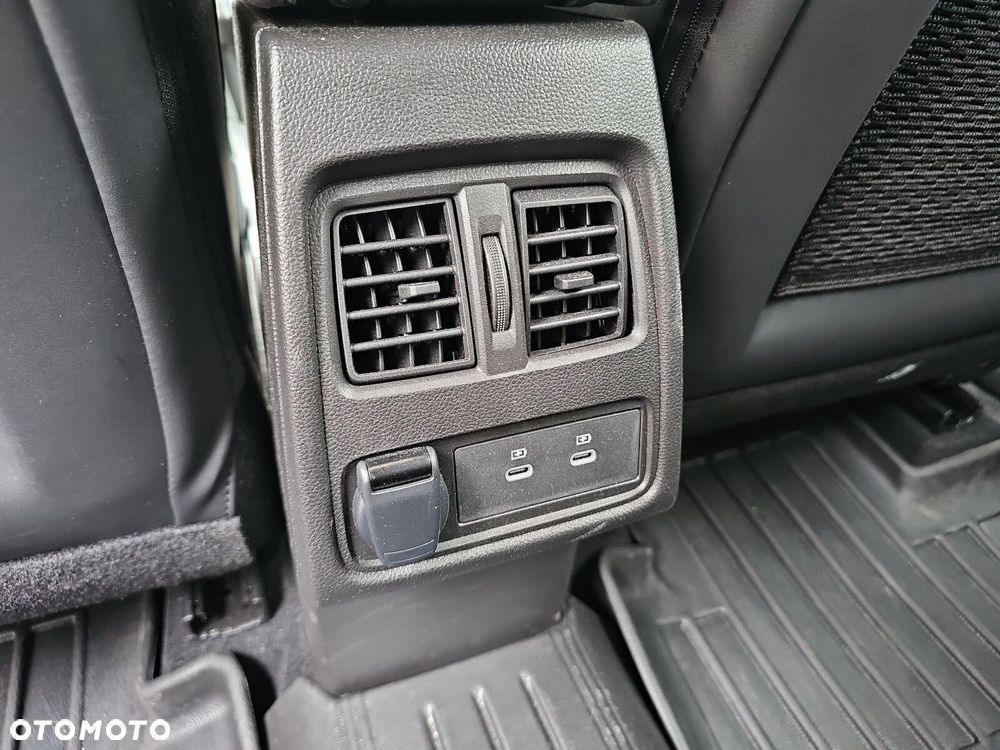 Renault Captur - 27