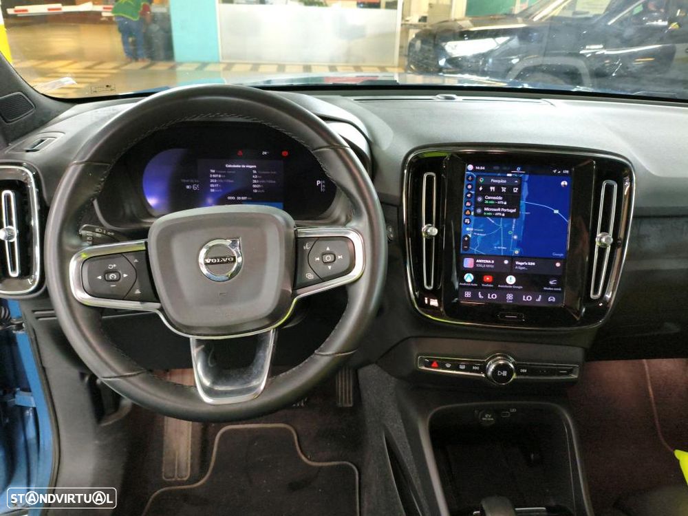 Volvo XC 40 Recharge Core - 9