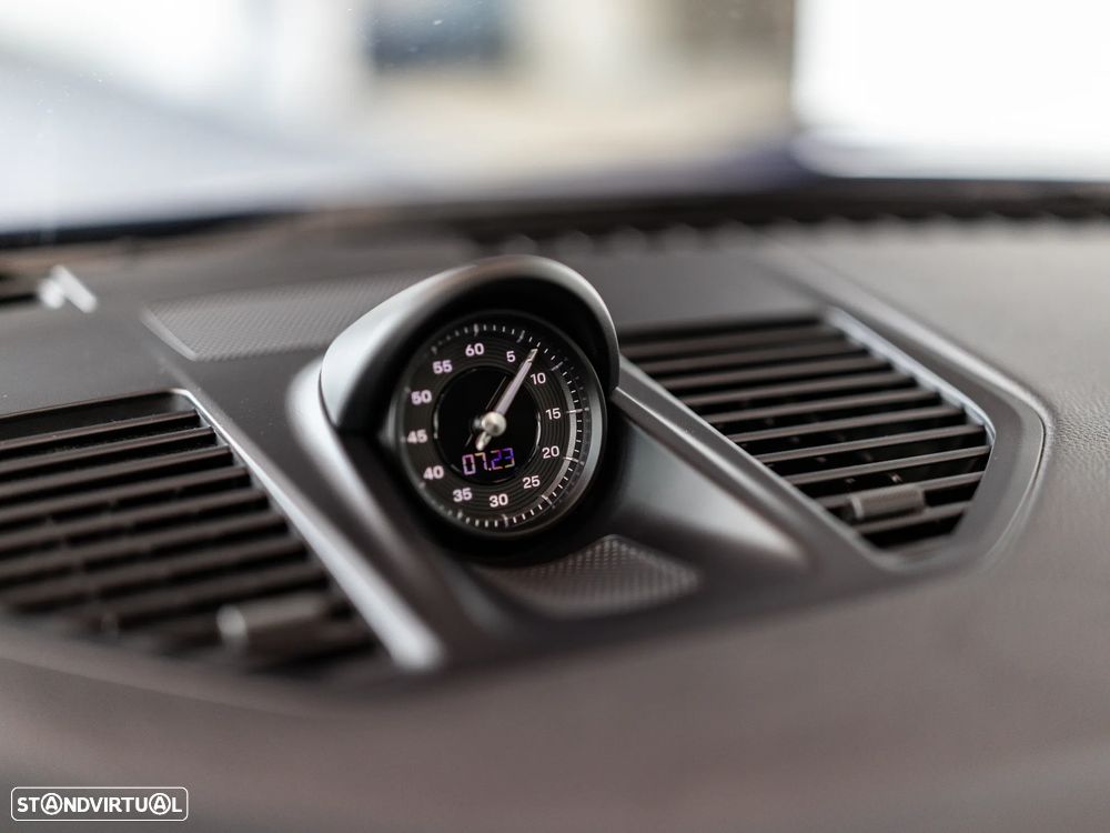 Porsche 911 (992) Carrera T PDK - 31