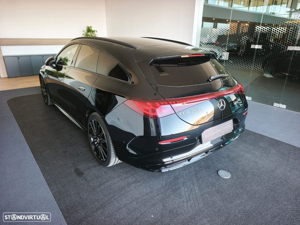 Mercedes-Benz CLA 250+ EQ Shooting Brake - 7