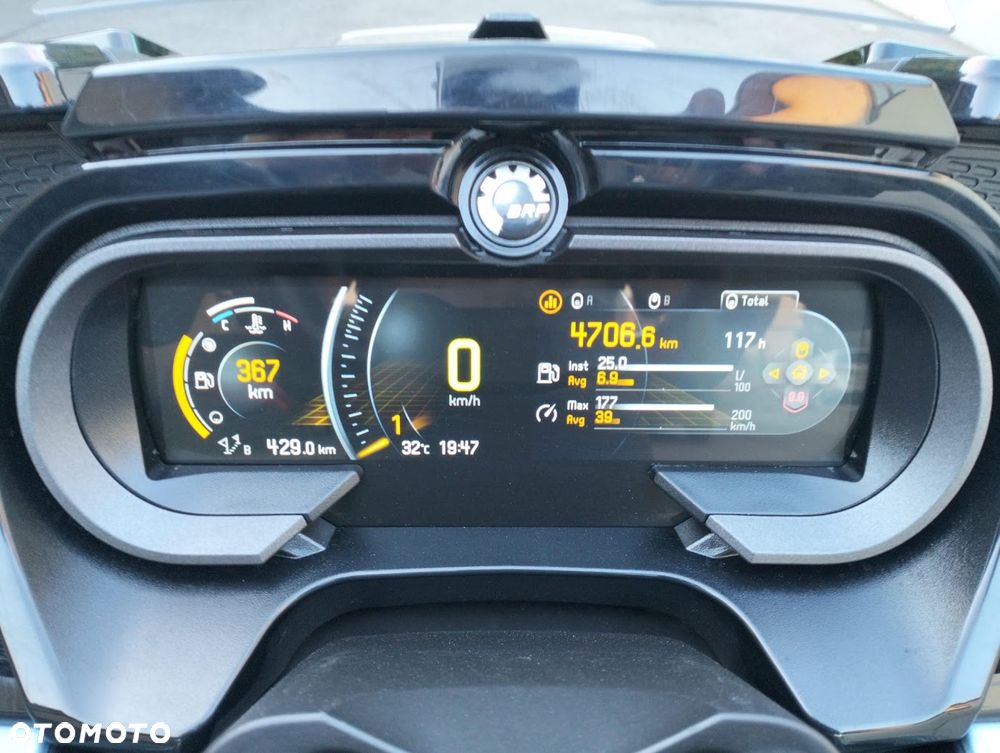 Can-Am Spyder - 23
