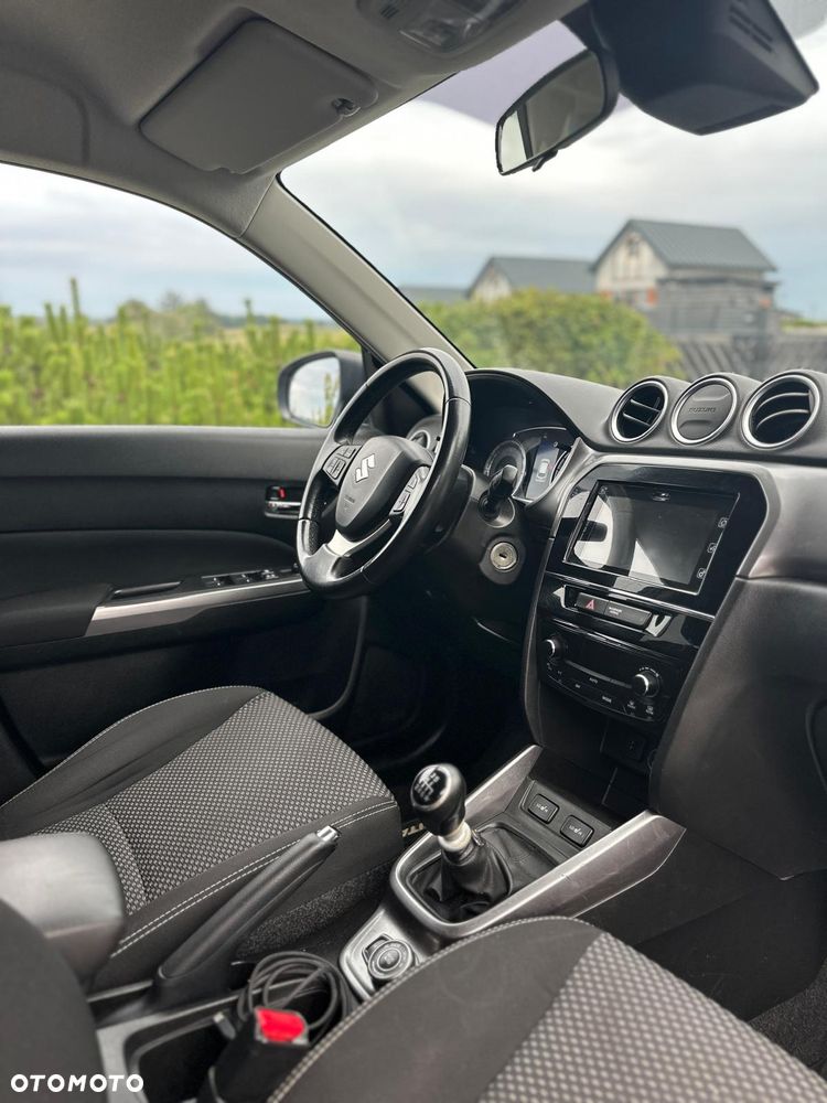 Suzuki Vitara 1.4 Boosterjet Premium 4WD - 13