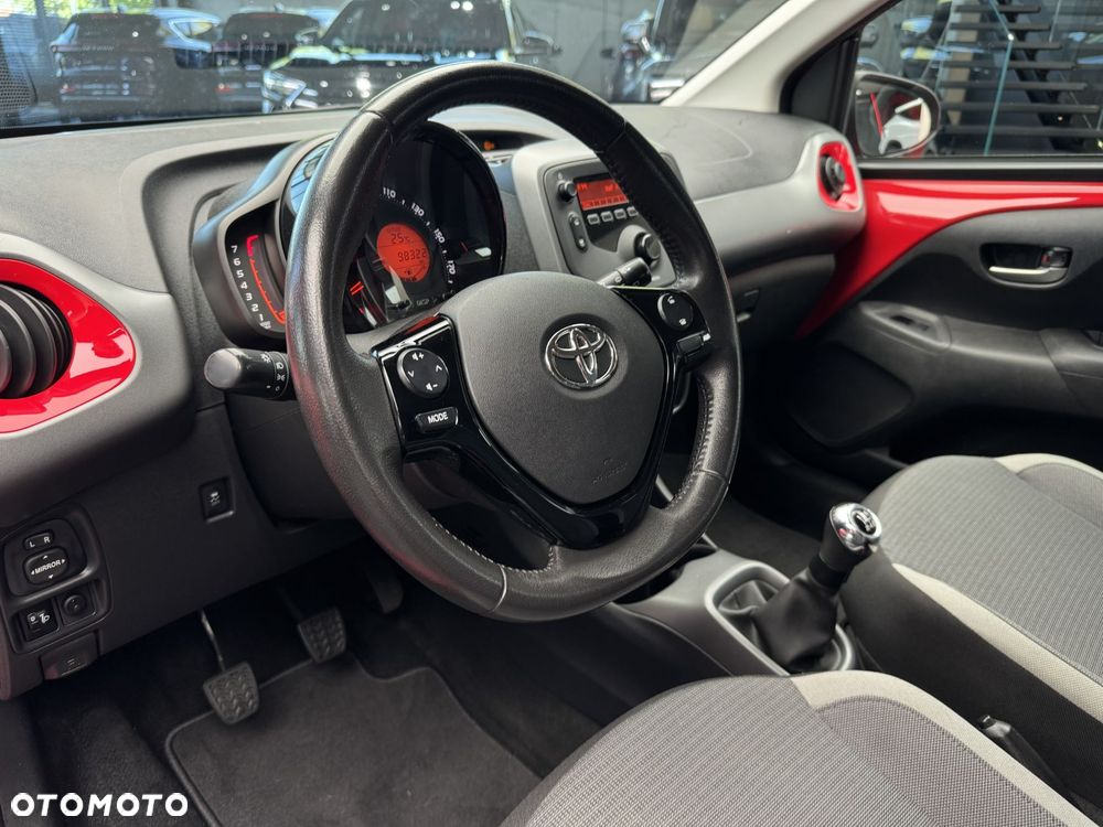Toyota Aygo - 10