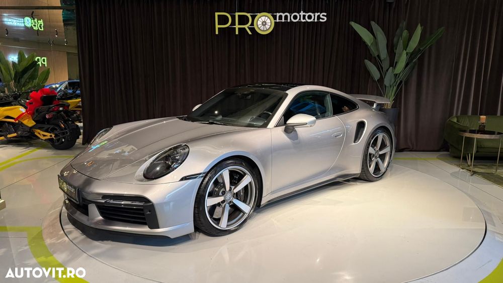 Porsche 911-TURBO-S - 12