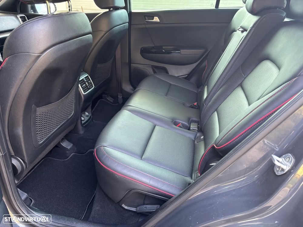 Kia Sportage 1.6 CRDi ISG MHEV GT Line - 18
