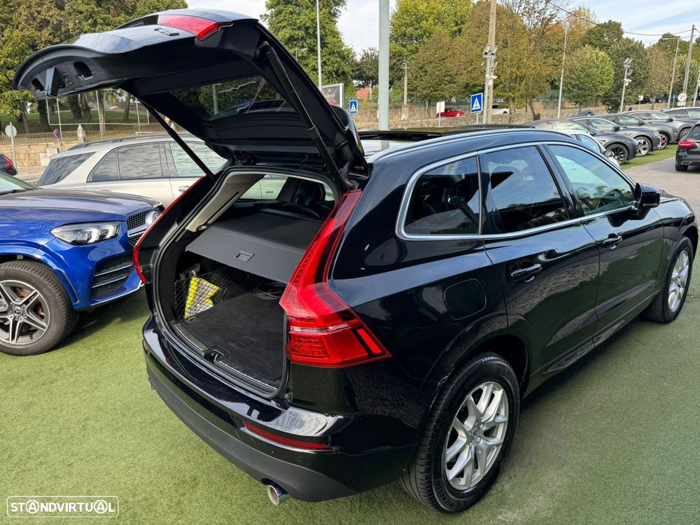 Volvo XC 60 2.0 T8 PHEV Momentum Plus AWD - 55