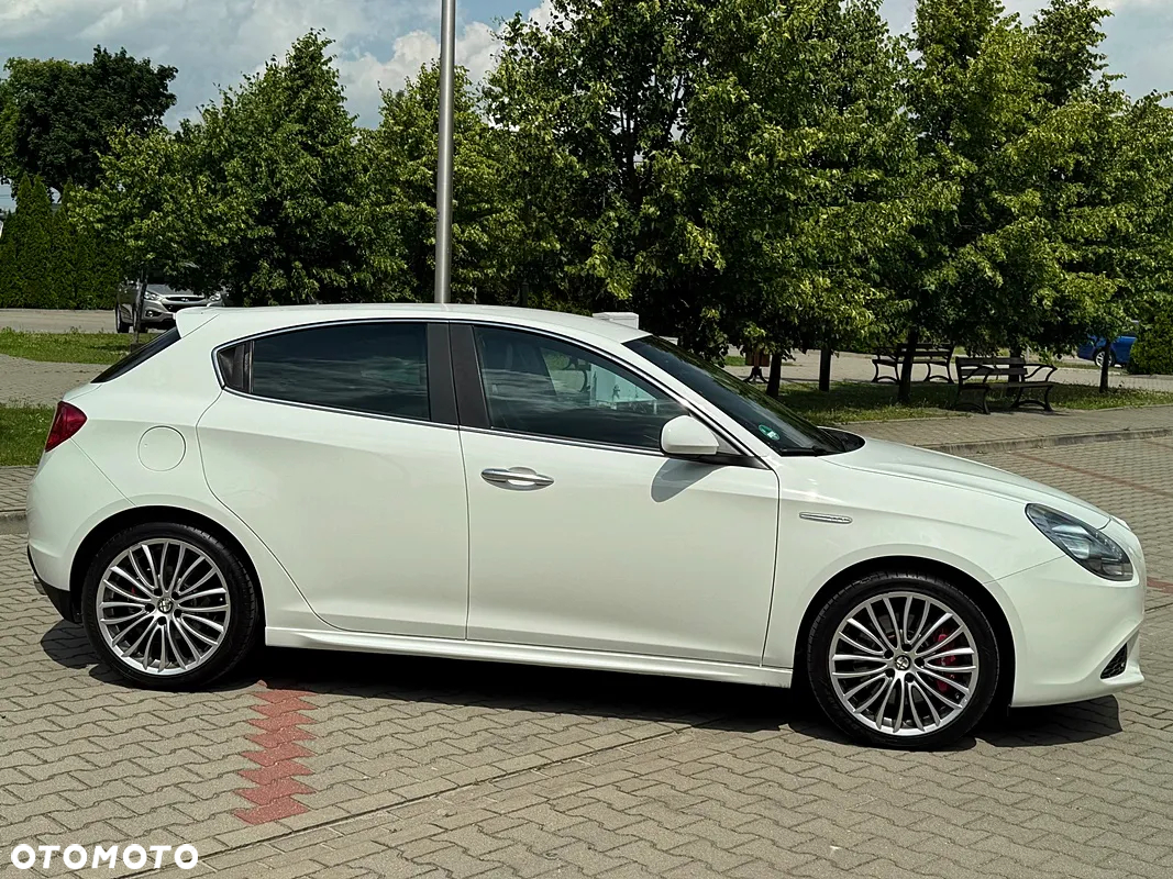 Alfa Romeo Giulietta 1.4 TB MultiAir Exclusive - 12