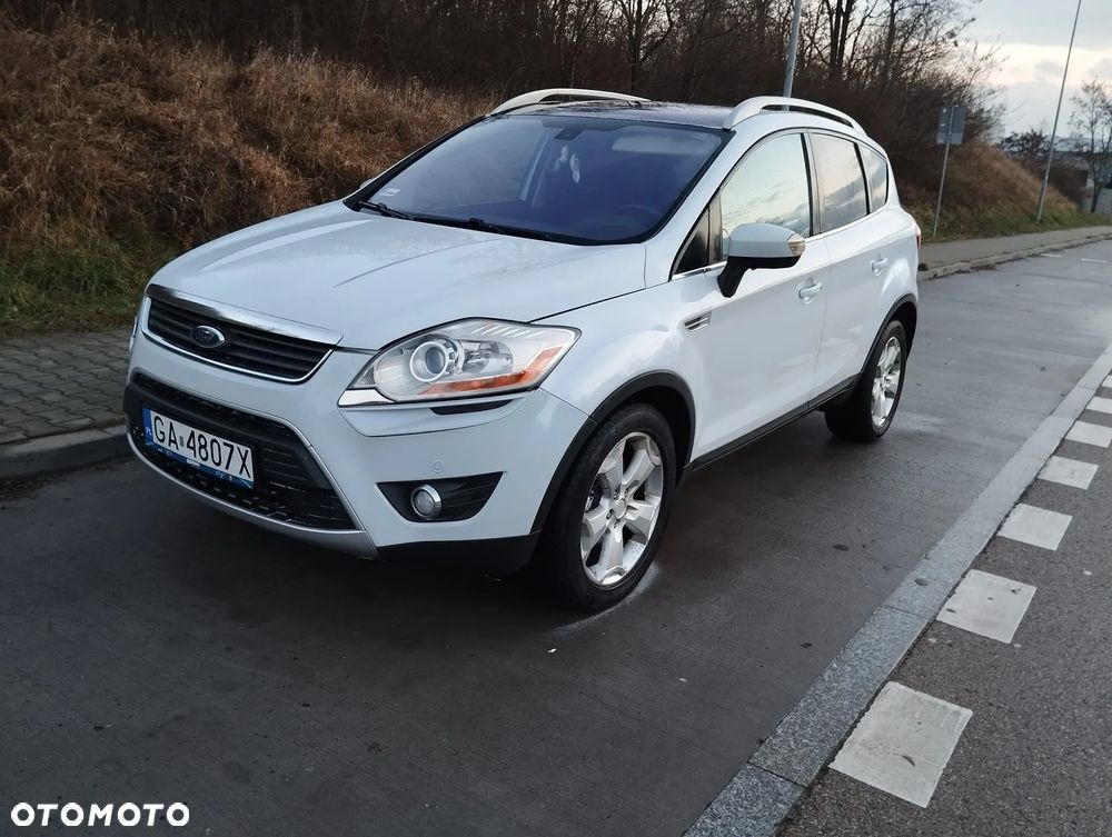 Ford Kuga 2.0 TDCi 2x4 Titanium - 2