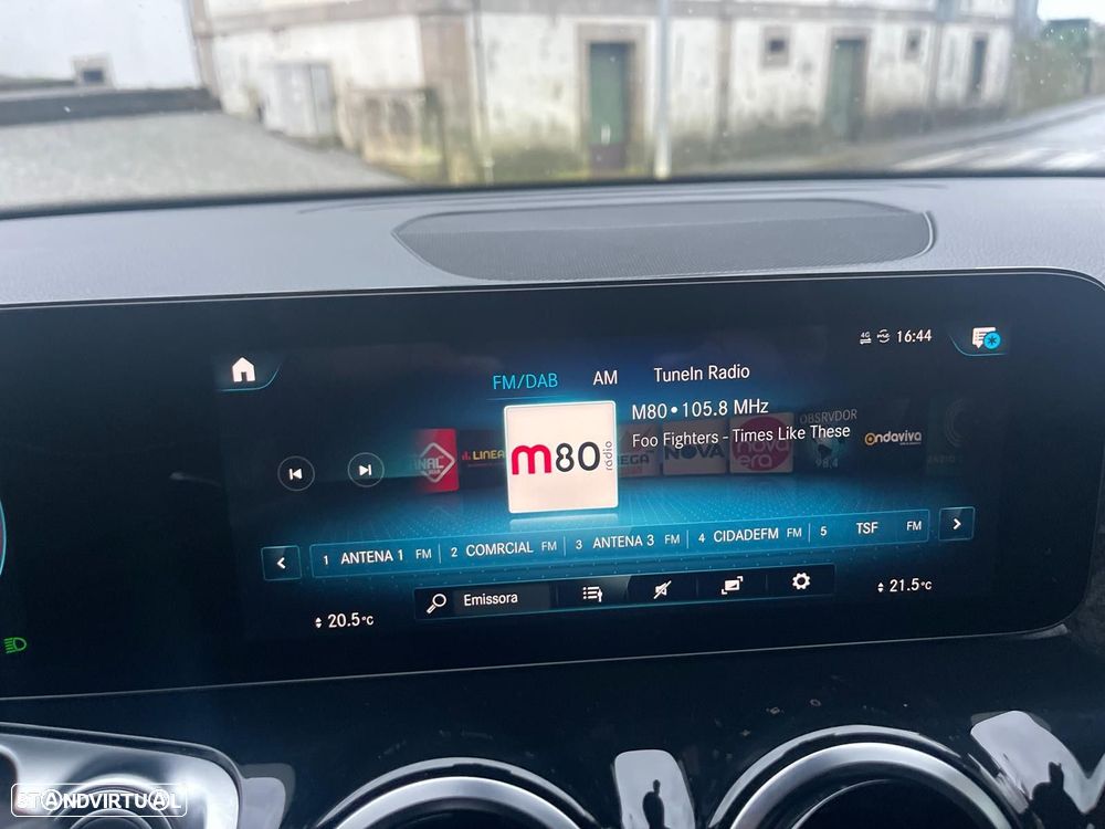 Mercedes-Benz GLB 200 d AMG Line - 24