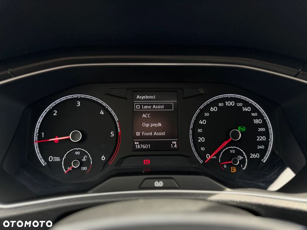 Volkswagen T-Roc 2.0 TDI SCR DSG Style - 19