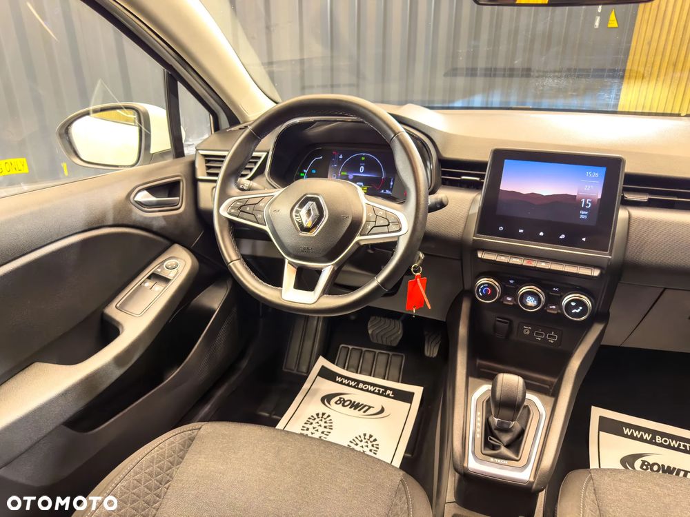 Renault Clio E-TECH Hybrid 140 EXPERIENCE - 19